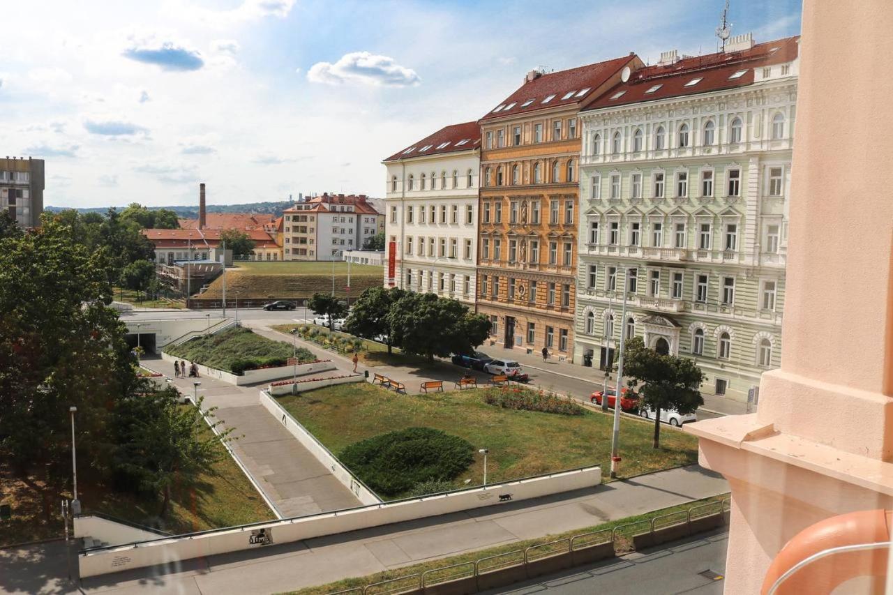 Rose Suites And Rooms Praga Exterior foto